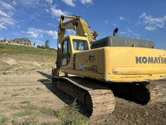 Image of Komatsu PC300 LC equipment image 4