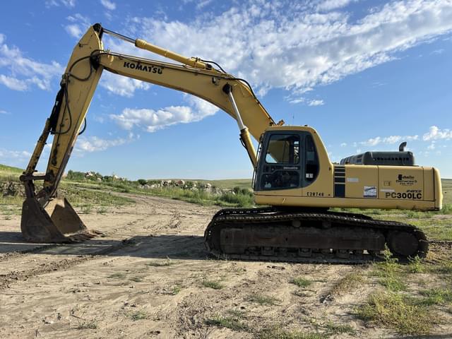 Image of Komatsu PC300 LC equipment image 3