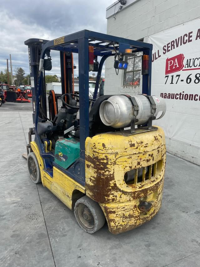 Image of Komatsu FG20ST-12 equipment image 3