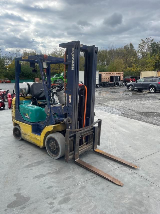 Image of Komatsu FG20ST-12 equipment image 1