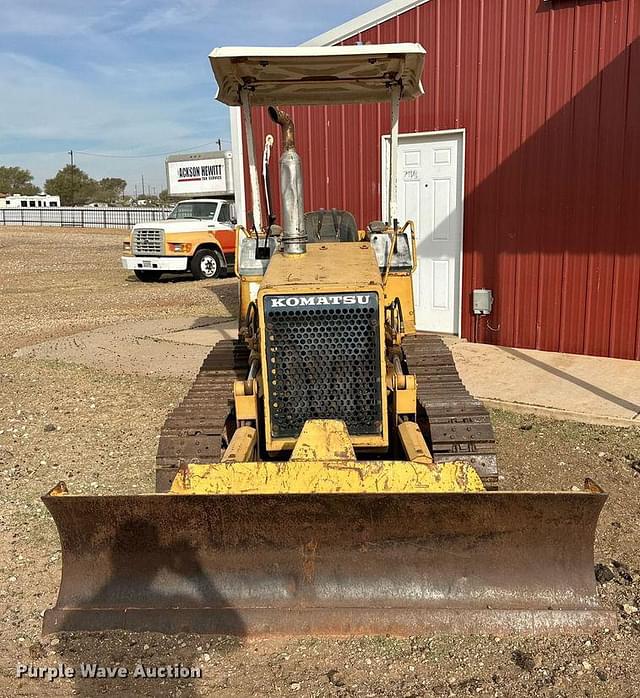 Image of Komatsu  D20A equipment image 1