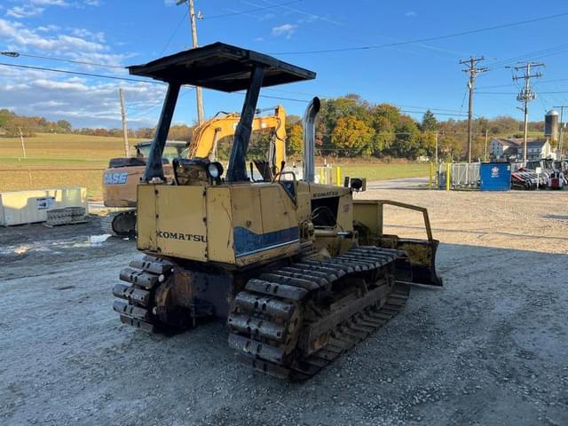 Image of Komatsu D21P equipment image 4