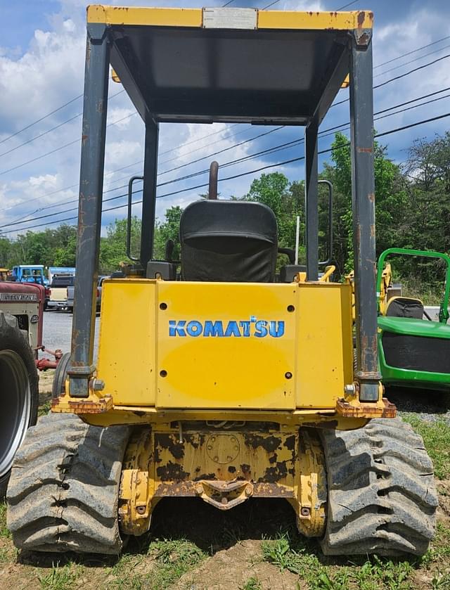 Image of Komatsu D21P equipment image 4