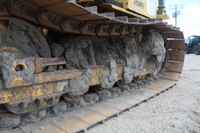 Image of Komatsu D21P equipment image 4