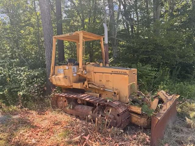 Image of Komatsu D31A equipment image 3