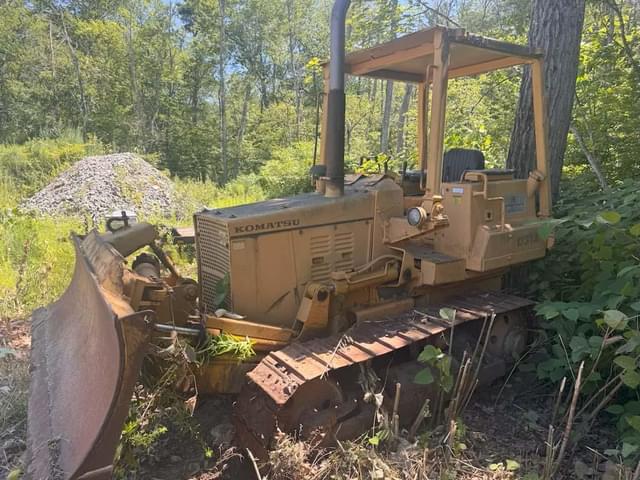 Image of Komatsu D31A equipment image 4