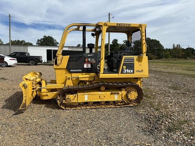 Image of Komatsu D31EX-22 equipment image 1