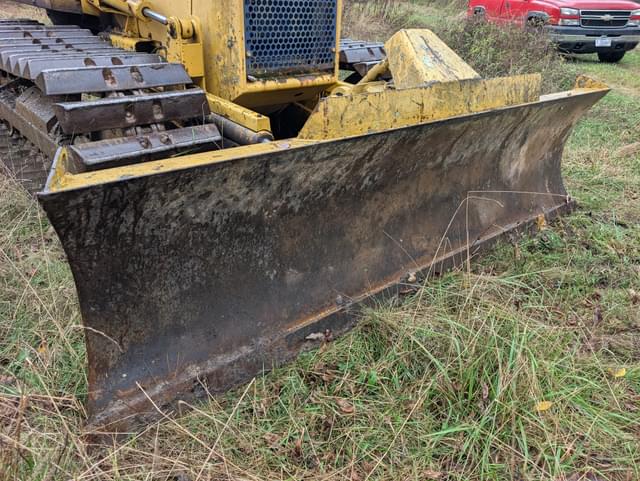 Image of Komatsu D31P equipment image 2