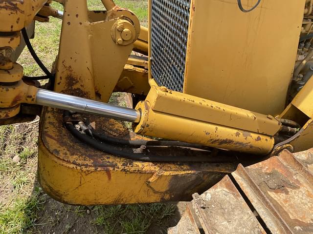 Image of Komatsu D31P equipment image 3