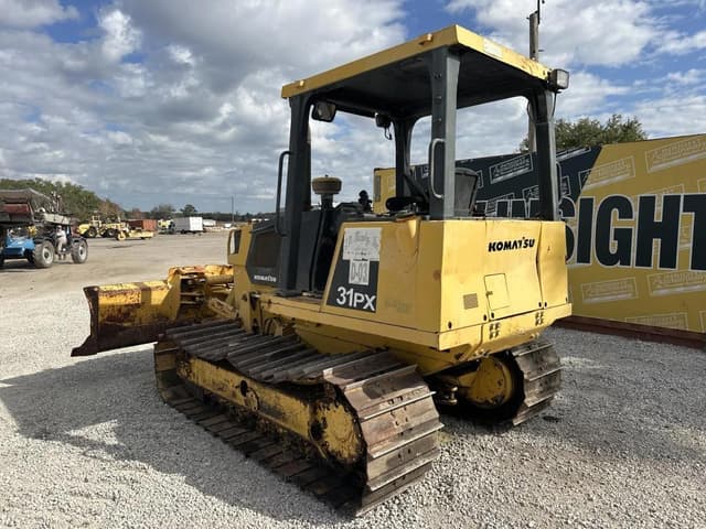 Image of Komatsu D31PX-21 equipment image 1