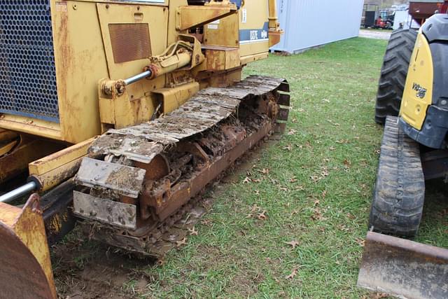 Image of Komatsu D37E equipment image 1