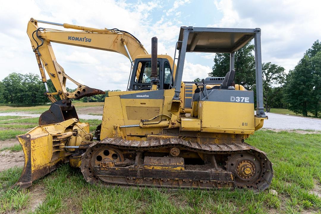 Image of Komatsu D37E Primary image