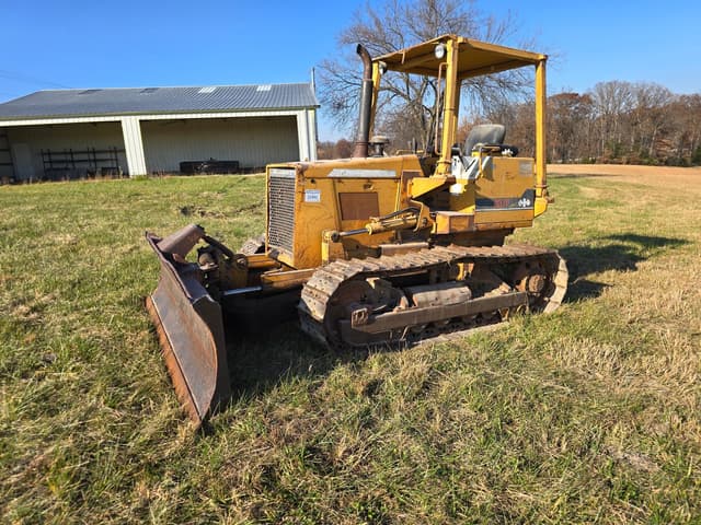 Image of Komatsu D37P equipment image 2