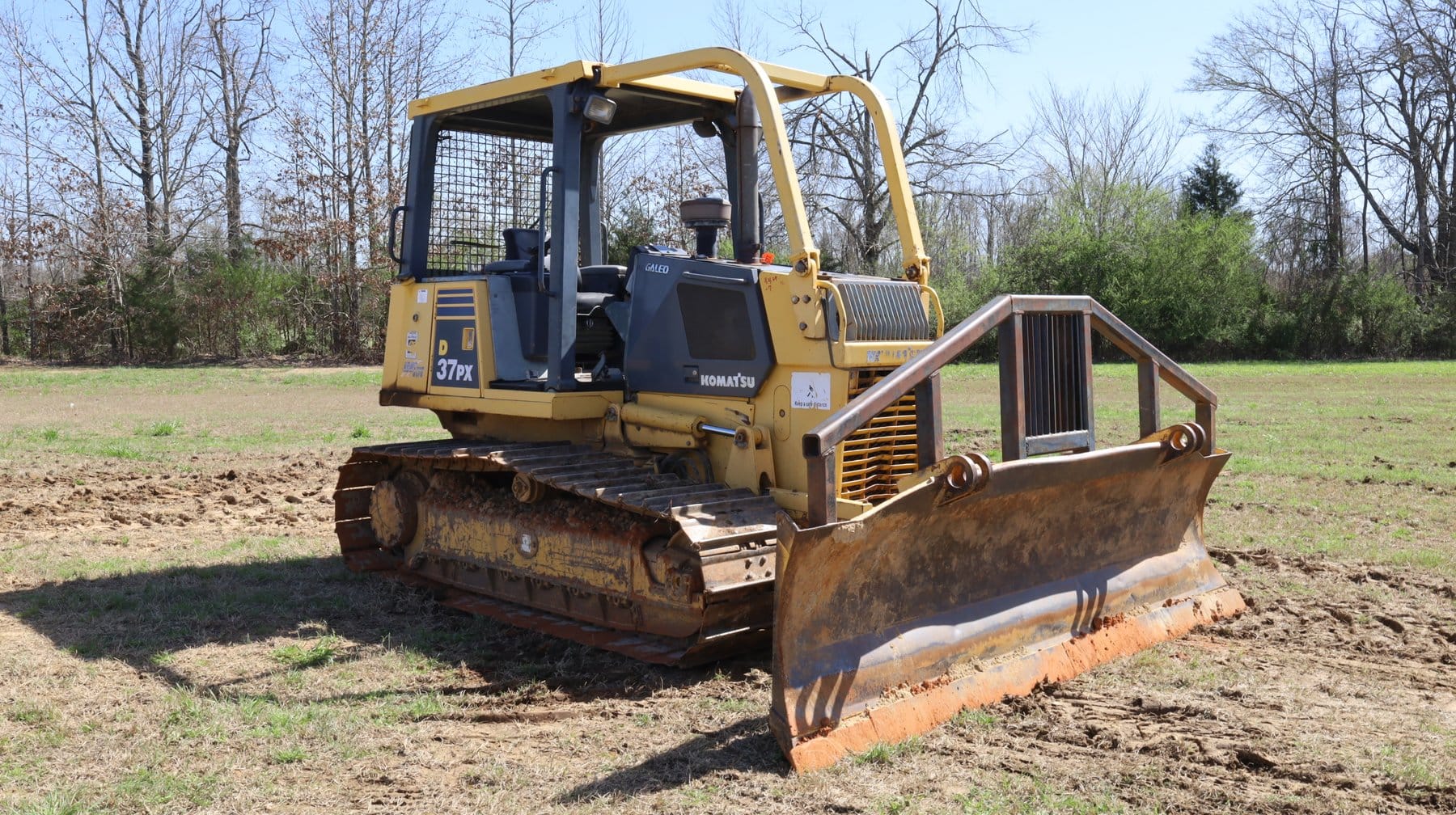 Komatsu D37PX Equipment Image0