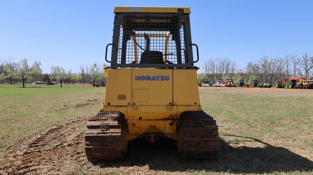 Image of Komatsu D37PX equipment image 4