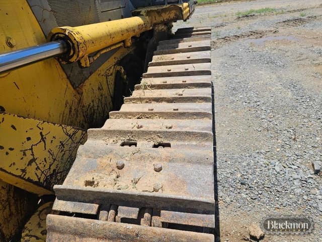 Image of Komatsu D38E equipment image 4