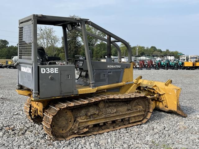 Image of Komatsu D38E equipment image 2
