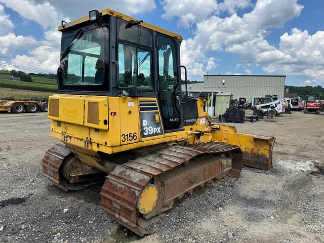 Image of Komatsu D39PX-21 equipment image 4