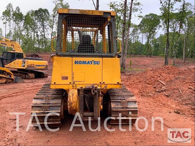 Image of Komatsu D39PX-21A equipment image 3