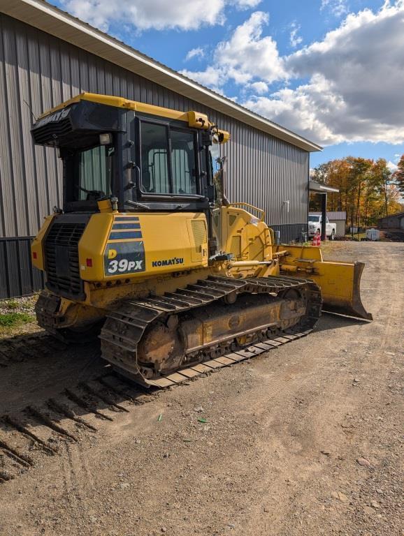Image of Komatsu D39PX equipment image 4