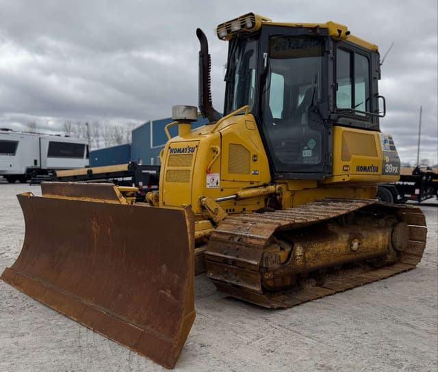 Image of Komatsu D39PX-22 equipment image 1