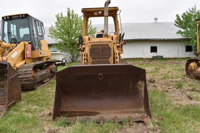 Image of Komatsu D41S-3 equipment image 1