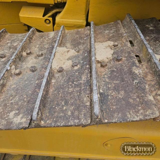 Image of Komatsu D41P equipment image 4