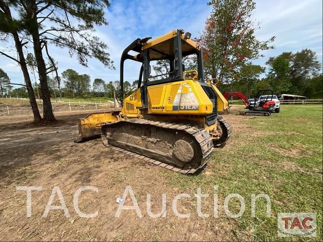 Image of Komatsu D51EX-22 equipment image 2
