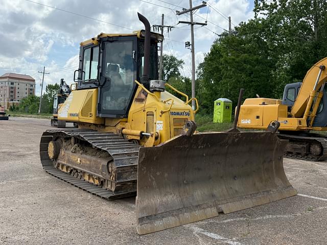 Image of Komatsu D51PX equipment image 3