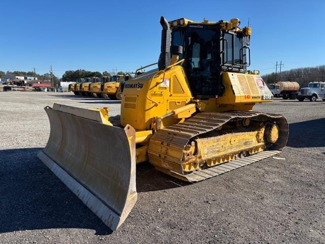 Komatsu D61PX-24 Equipment Image0