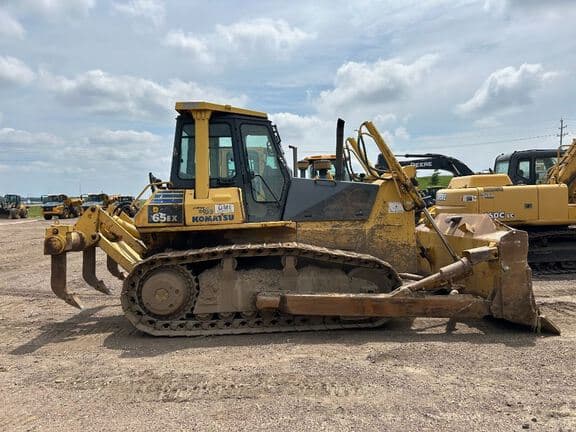 Image of Komatsu D65EX-12 equipment image 4