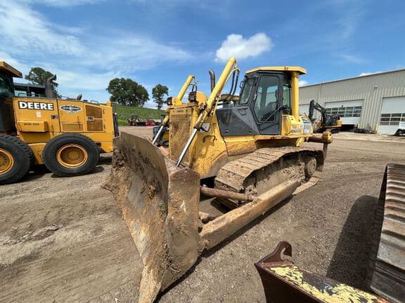 Image of Komatsu D65EX-12 Primary image