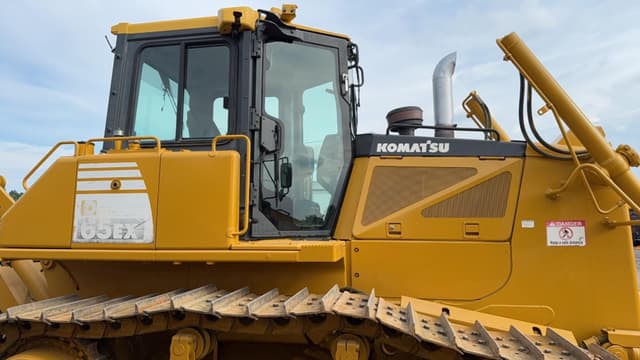 Image of Komatsu D65EX equipment image 3