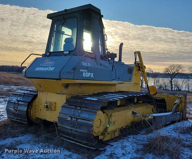 Image of Komatsu D65PX equipment image 4