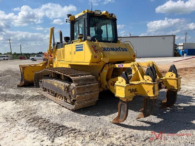 Image of Komatsu D65PX-18 equipment image 2