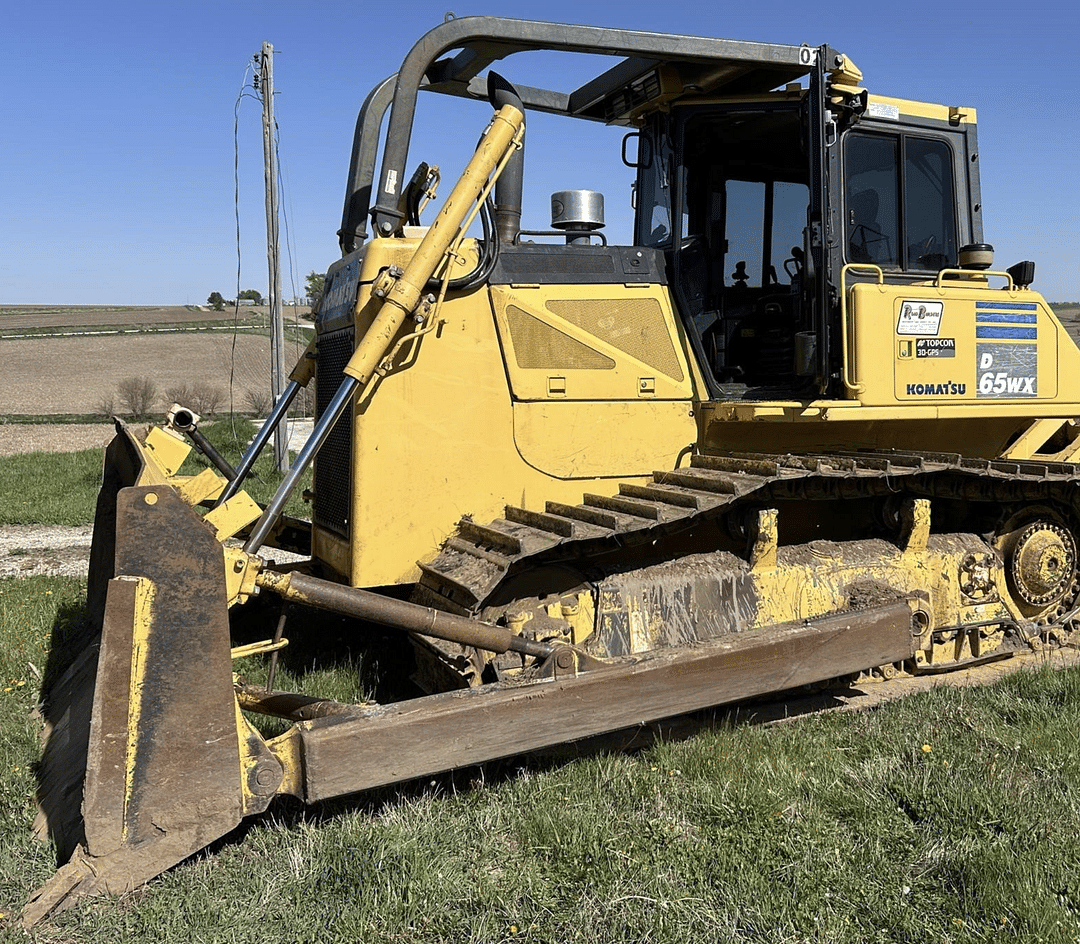 Image of Komatsu D65WX-17 Primary image