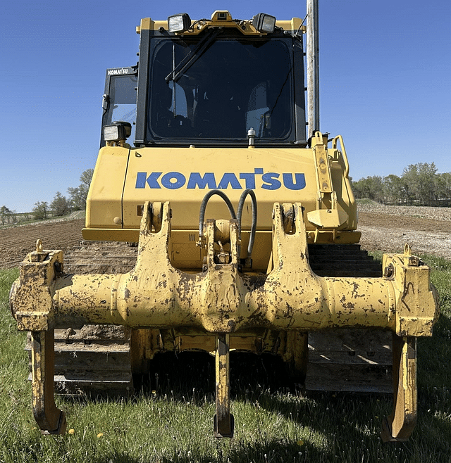Image of Komatsu D65WX-17 equipment image 3