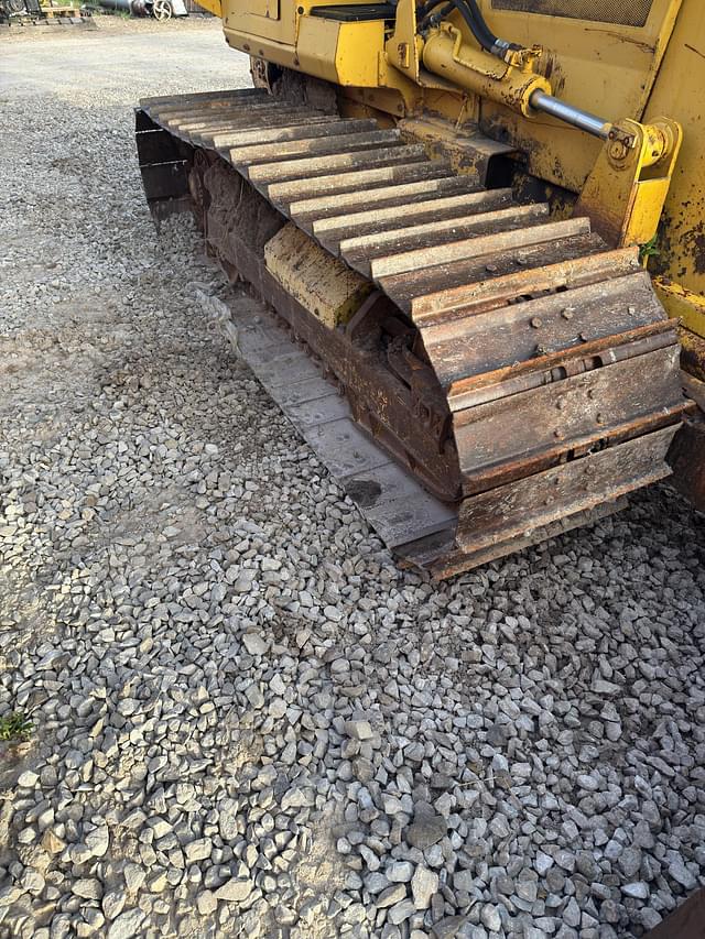 Image of Komatsu D31P equipment image 2