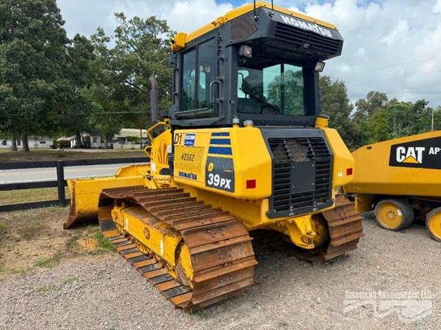 Image of Komatsu D39PX equipment image 3