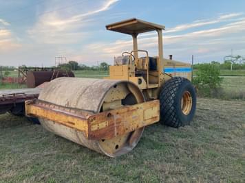 Main image Komatsu D784