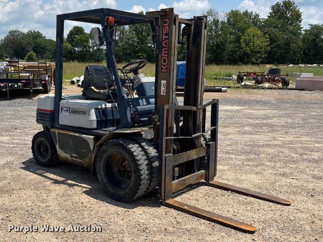Image of Komatsu FD20-11 equipment image 2