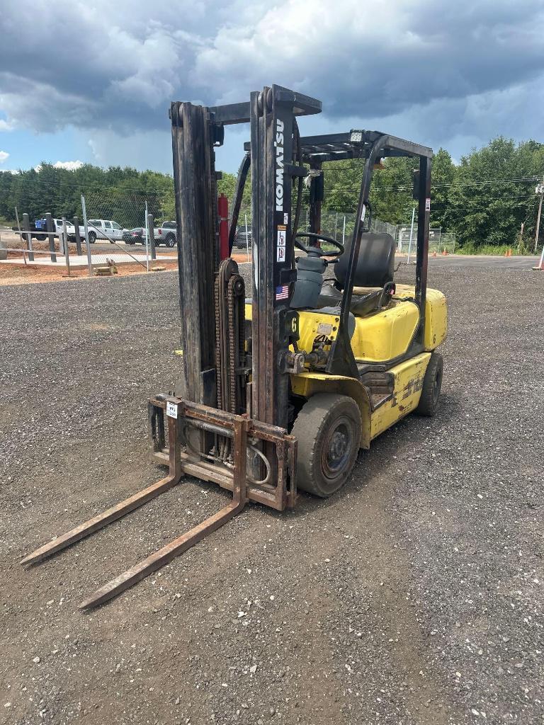Image of Komatsu FD25T-14 Primary image