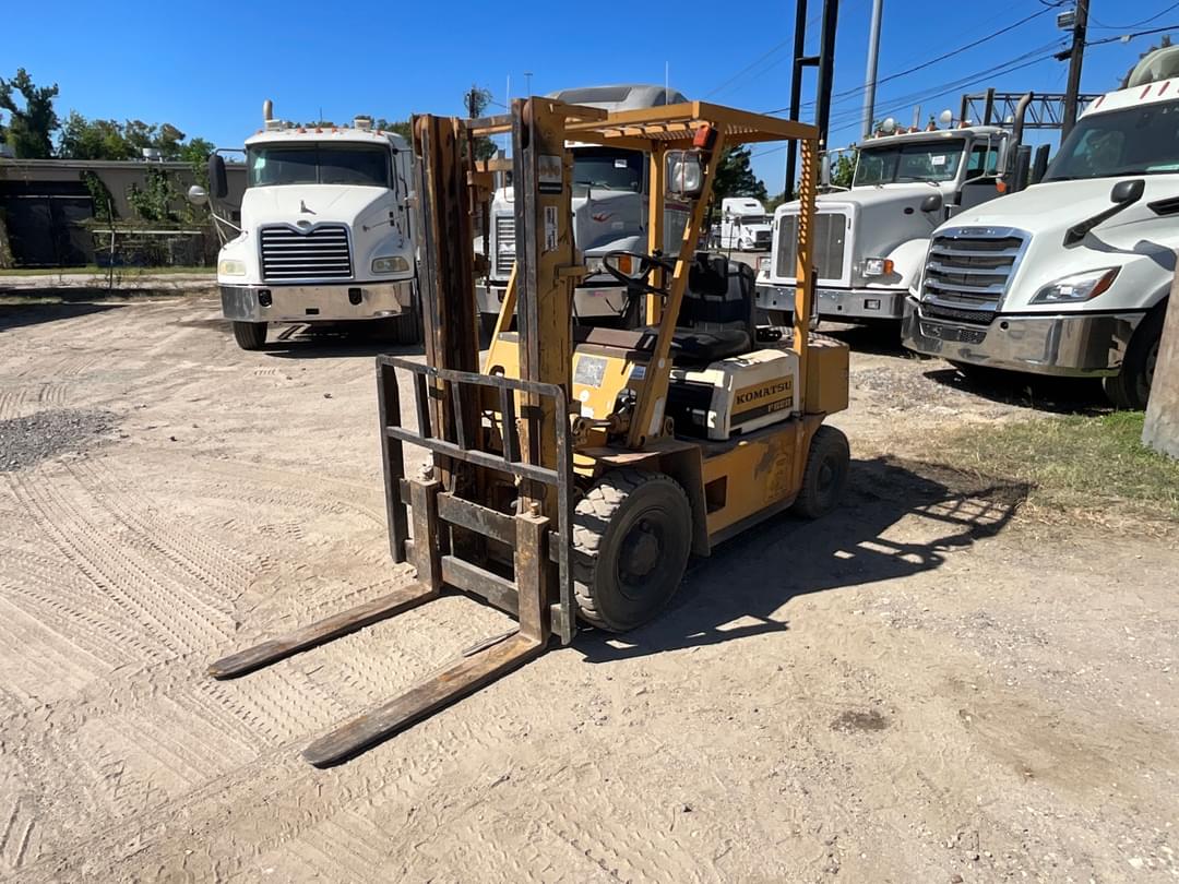 Image of Komatsu FG20-8 Primary image
