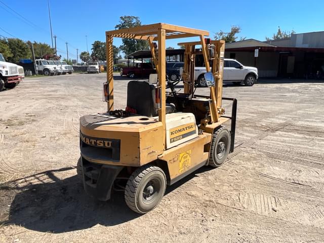 Image of Komatsu FG20-8 equipment image 4