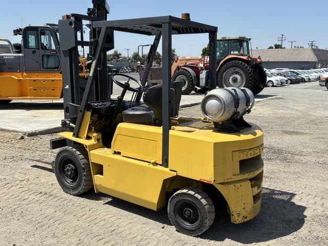 Image of Komatsu FG25C-8 equipment image 3