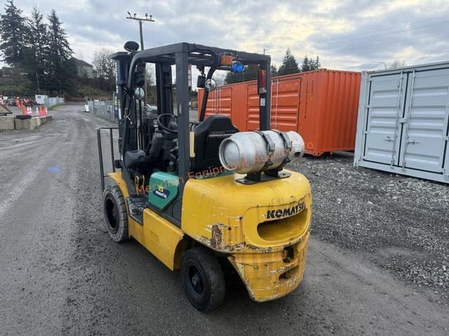 Image of Komatsu FG25T-14 equipment image 3