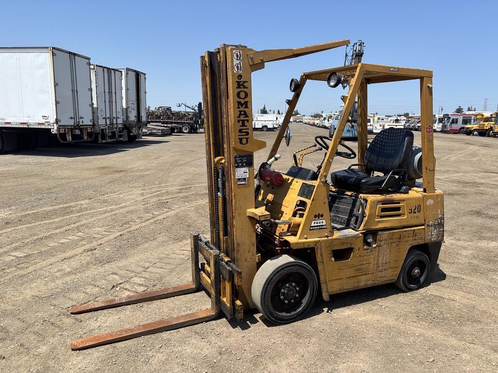 Image of Komatsu FG25S-3 Primary image