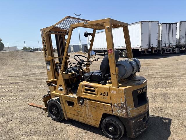 Image of Komatsu FG25S-3 equipment image 3