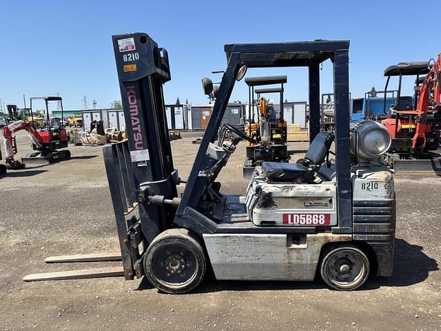 Image of Komatsu FG25ST11 equipment image 4