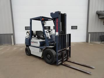 Main image Komatsu FG25T